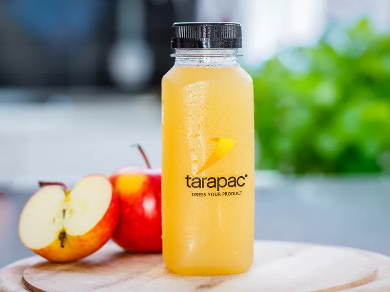 Juiceflaska i PET som passar perfekt till juice eller annan dryck